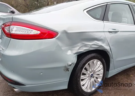 2014 Ford Fusion Hybrid Se from USA, damaged, VIN 3FA6P0LU2ER176629